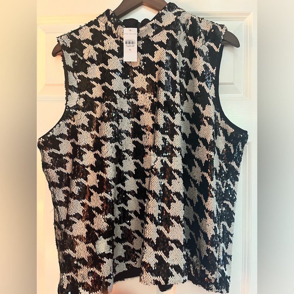 Ann Taylor sequin houndstooth top - XL - NWT